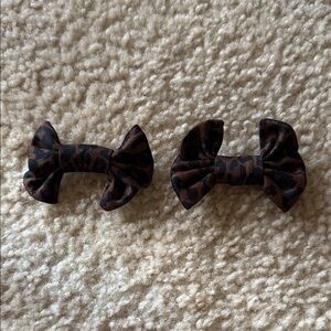 Lindsay Phillips Leopard Bow Interchangeable Snaps!